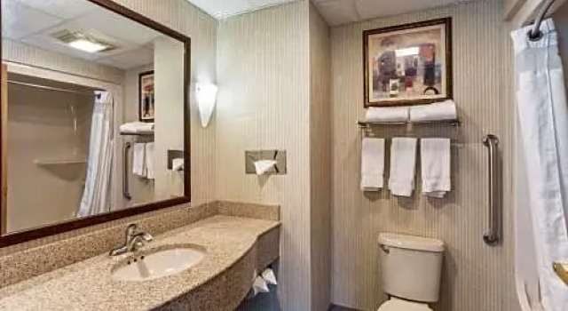 Номер Standard Holiday Inn Express Hotel & Suites Findley Lake