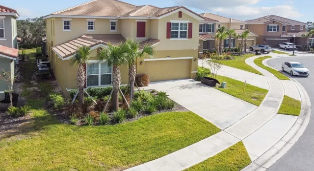 Коттедж 7704oml-solterra Resort 7 Bedroom Home by RedAwning