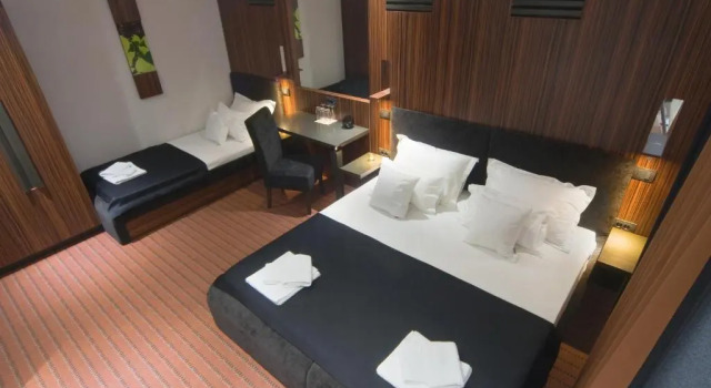 Hotel Viva, Buchen Sie Hotel Kragujevac Zentralserbien