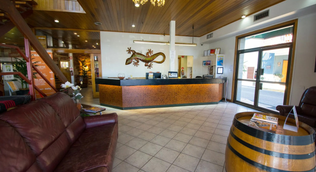 Elkira Court Motel