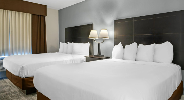 Четырёхместный номер Standard Best Western Lakewinds