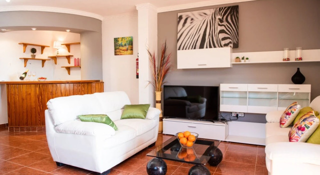 Villa Violet, Book Villa Hotels in Ibiza with a Pool, Swimming Pool