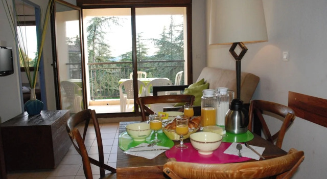 Apartament 1 sypialnia i balkonem Uzes Appart Hotel