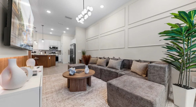 5BR 5BA Paradiso Grande - Walk to Seaworld 10507, Rezerwuj Apartament Hotele w Kissimmee z parkingiem, Parking