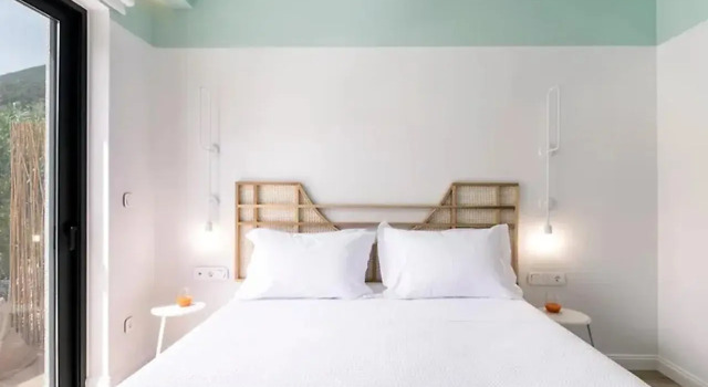 13 Keys Suites, Забронировать Отель Отели Нидри с завтраком, Завтраки