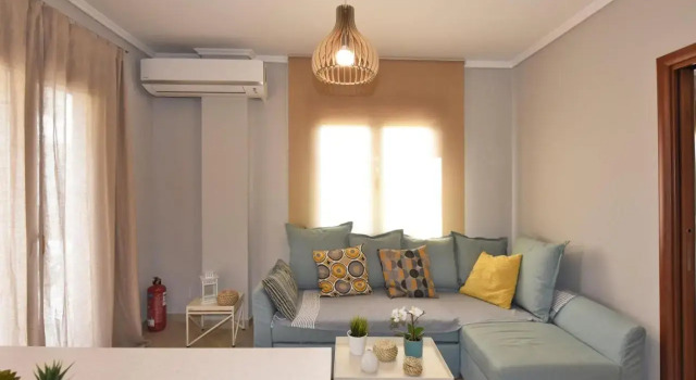 Fibes Luxury Living by RentalsPro Services - Mouries Halkidiki, Book Hotel Nea Moudania 