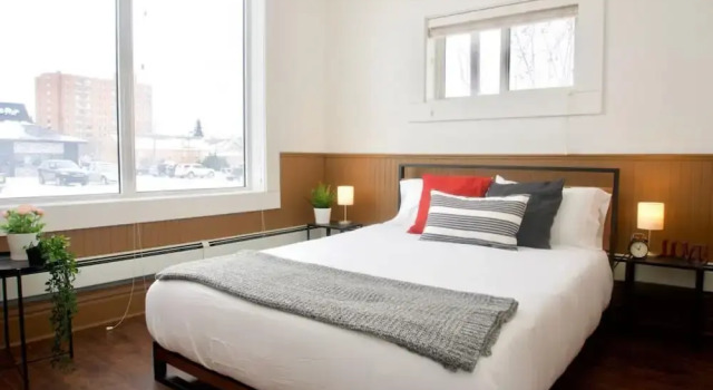 The Best Rental in Moose Jaw Large 2-br Parking Coffee, Réserver Hôtel Moose Jaw Saskatchewan