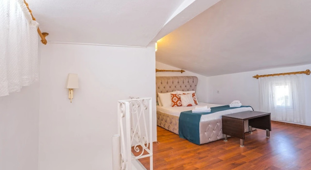 Семейный номер Standard Дуплекс с видом на море Peace Hotel