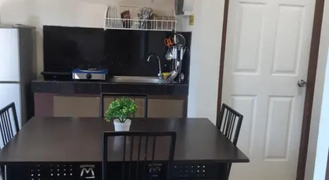 Unit 5 at Zone 19 Apartment- 3BedroomUnit, Réserver Appartement Laoag 