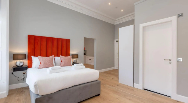 Destiny Scotland Hanover Apartments, Забронировать Апартаменты/квартира Отели Эдинбурга с парковкой, рядом с Church of St Andrew &amp; St George, Парковка