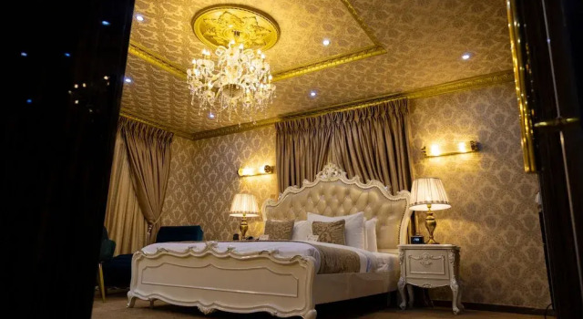 NO.1 Hotel and conference Ltd