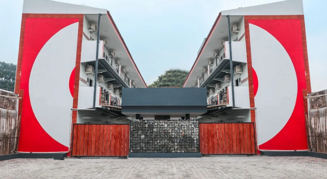 OYO Life 1823 Tekno Residence, Prenota Hotel Hotel a South Tangerang con parcheggio, Parcheggio