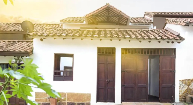 Casa De Huespedes Samuel, Rezervovat Hotel Hotely v Santander s parkováním, Parkování