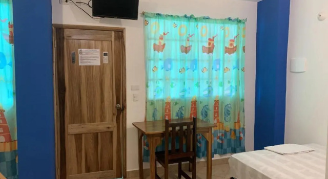 Номер Deluxe Hostal Yaku Montañita