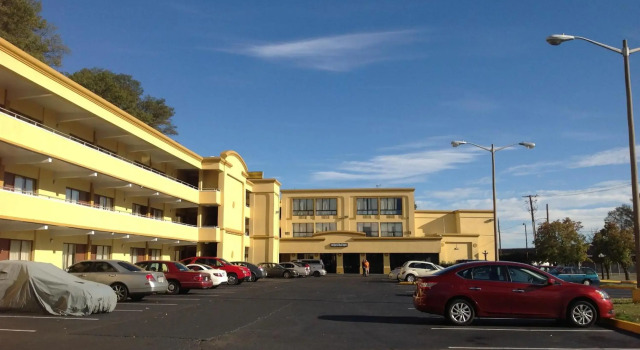 Diamond Inn and Suites