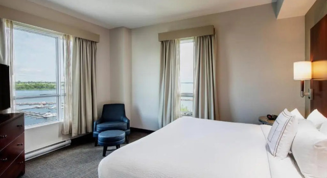 Люкс c 1 комнатой Residence Inn by Marriott Kingston Waters Edge