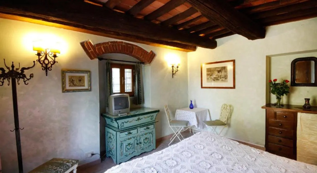 Fattoria Montalbano, Book Hotel Reggello Valdarno