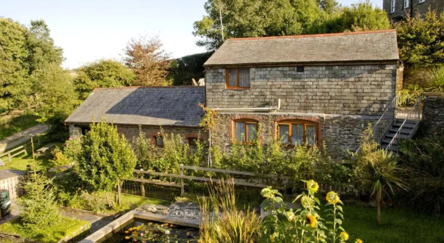 Sunflowers Barn, Rezervasyon Otel Looe Cornwall