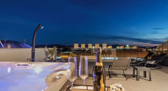 Номер Superior с балконом Luxury Majpruz Suites