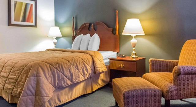 Двухместный номер Standard Econo Lodge