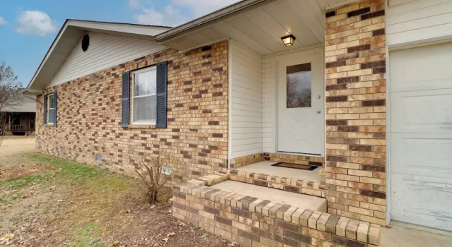 Коттедж с 3 комнатами Henderson Home w/ Patio: 1 Mi to Norfork Lake