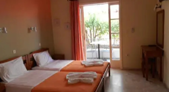 Bed And Breakfast 3 Stars Tolo, Prenota Hotel Tolo 