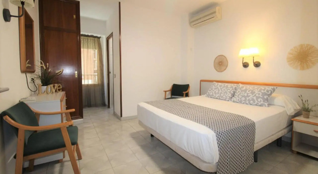 Hotel Canada, Забронировать Отель Отели в центре Беникасим, в центре