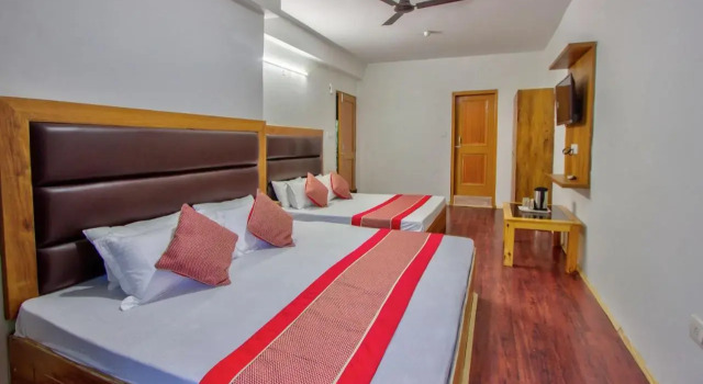 Hotel beas river retreat