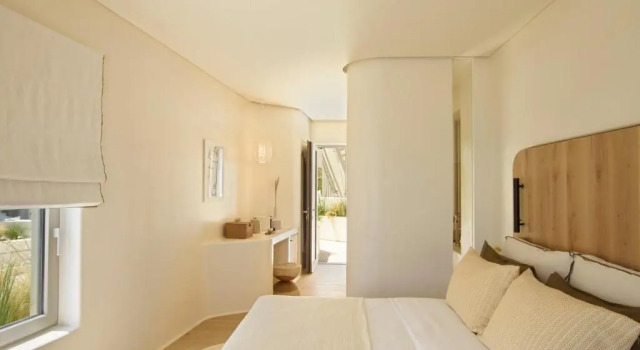 Люкс с видом на море White Pebble Suites