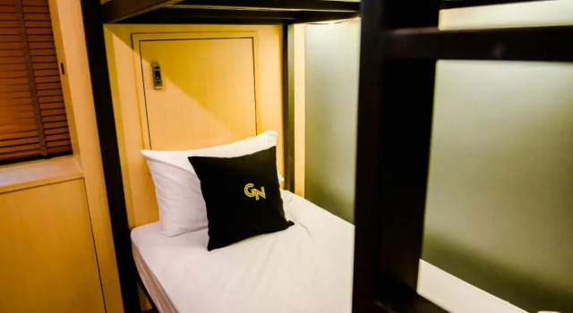 Мужская капсула GN Luxury Hostel