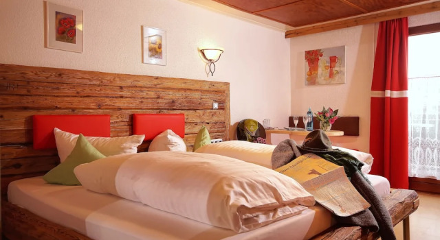 Одноместный номер Standard с балконом и с видом на горы Panorama Hotel Kaserer