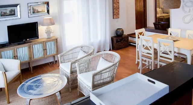 Bini Belin Villa de Lujo WIFI y Piscina, Reserva ahora Villa Cabañas en Menorca, Cabaña
