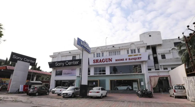Hotel Shagun Rooms & Banquet, Surat