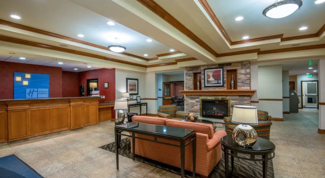Holiday Inn Express & Suites Vernal - Dinosaurland, Buchen Sie Hotel Vernal Uintah County