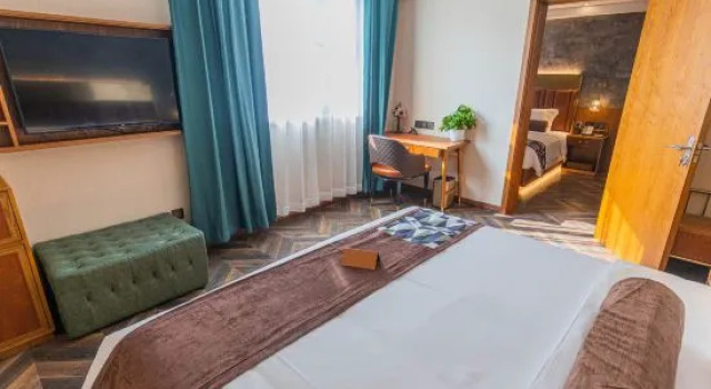 Люкс Deluxe James Joyce Coffetel Hotel (Shanghai Anting)