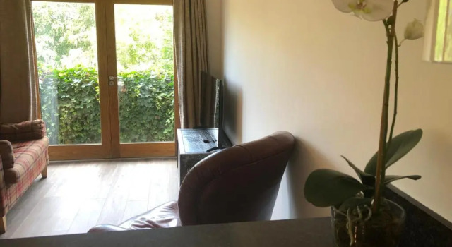 Апартаменты с 2 комнатами Romneys Apartments & Suites