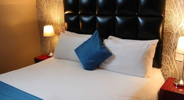Двухместный номер Standard Отель Royal Cardiff by Belvilla