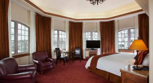 Двухместный номер Village View Tivoli Lodge