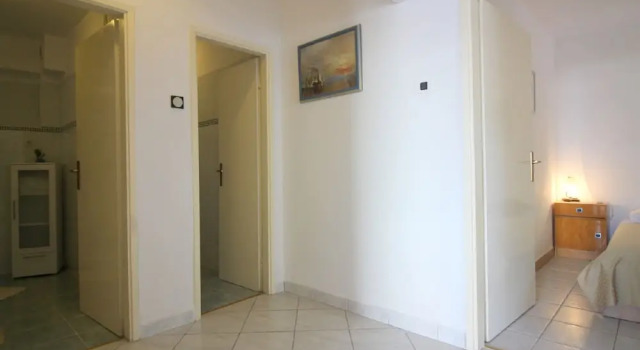 Nice Apartment in Ideal Location; Historic Porec 800 m and Beach 1 km Away