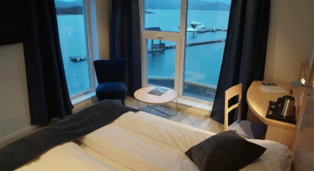 Двухместный номер Standard с видом на море Senja Fjordhotell and Apartments