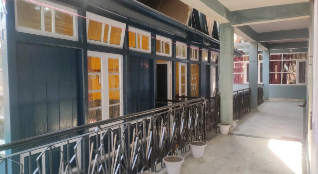 Prasher Lodge , Mall road Manali