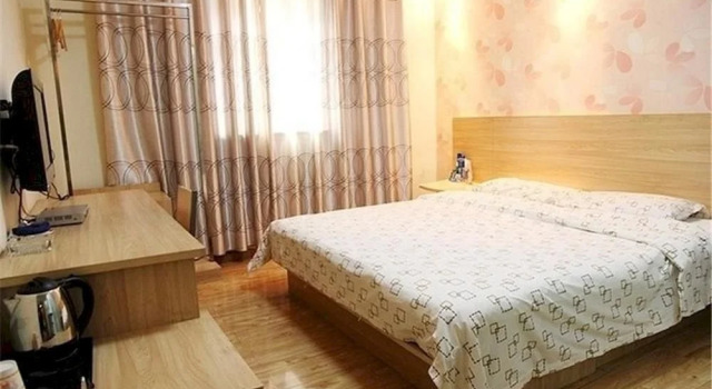 Wuhan Taining Express Hotel