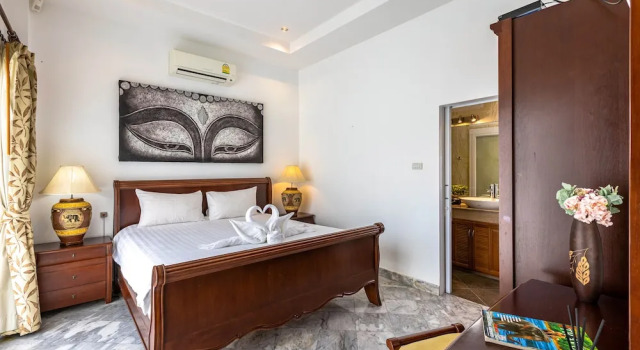 Private 3 Bedroom Pool Villa PP10