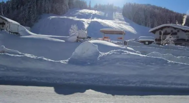 Ferienhaus Höll, Rezerwuj Hotel Hotele w Salzburg z parkingiem, Parking