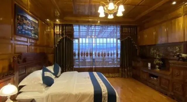 Shangri-La Yicangyuan Homestay, Buchen Sie Hotel Hotels in Yunnan mit Parkplatz, Parkplätze