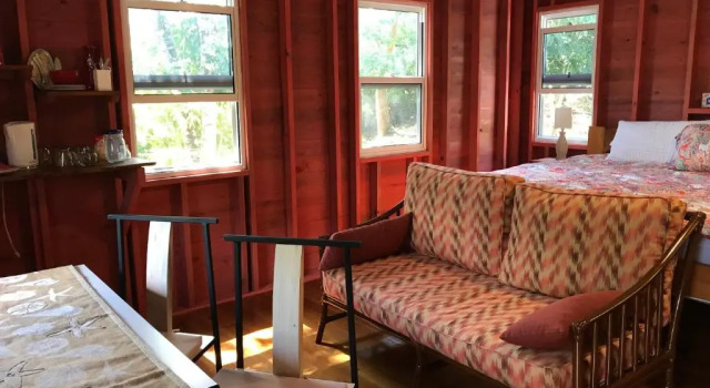 Коттедж Maya Hill Lodge