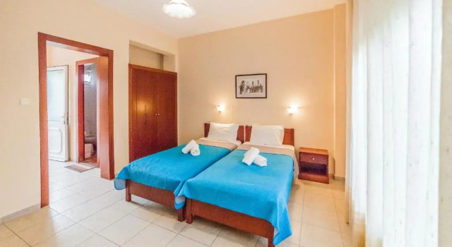 Апартаменты Sintrivanis Beach Resort