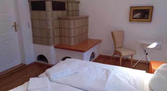 Die Burg Schöna - In a national park, Book Guesthouse  