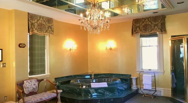 Prior Castle Inn, 预订 酒店 维多利亚 南温哥华岛