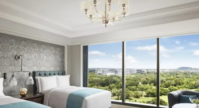 Номер Deluxe The Ritz-Carlton, Pune